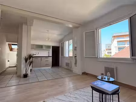 studio 31 m² – annecy-le-vieux