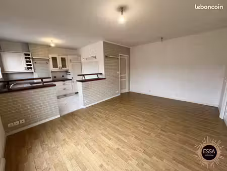 studio 1 pièce 29 m²