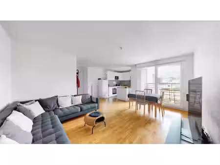 location appartement 4 pièces  82.15m²  le plessis