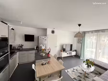 appartement t2 loué avec jardin privatif et parking investissement à saisir