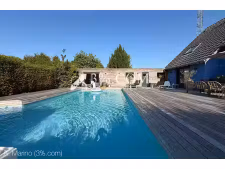 maison 7 pièces de 220m2 sur 22 ares