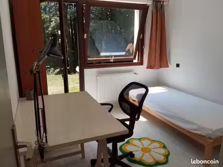 1 chambre meublée pour étudiant(e)