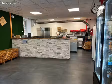 pizzeria à emporter au feu de bois