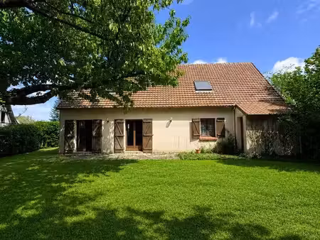 maison 6 pièces 136 m²