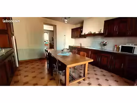 maison de caractère de 206 m² – tarn  aux environs de carmaux