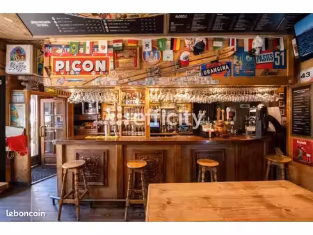 fonds de commerce bar  brasserie 100 m²