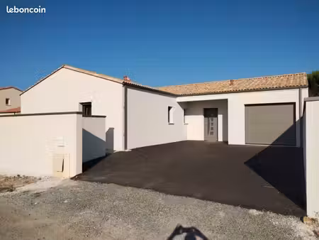 maison neuve chauray