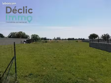 terrain 1 310 m² saint vincent sur jard