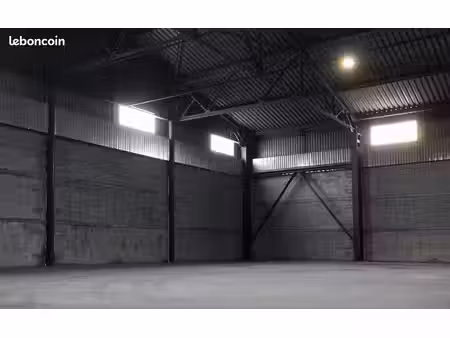 recherche garage local hangar entrepôt atelier