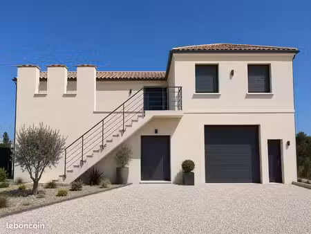 hangar 250m2 orange sud