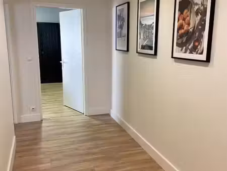 local commercial 105 m²