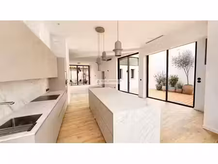 vente appartement 4 pièces 152 m² à biarritz (64200)  1 290 000 €