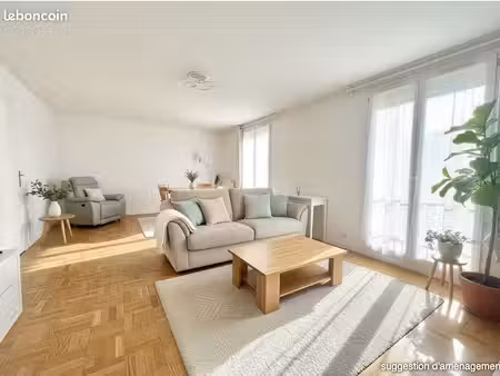 propriété 6 pièces 96 m²