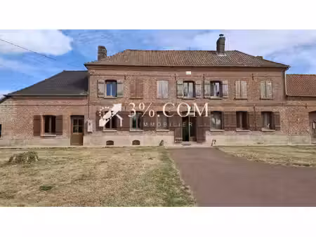 entre oisemont et senarpont : maison de maître à finir de rénover sur 3000 m² de terrain
