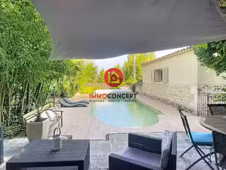 vente maison 7 pièces 224 m² villeneuve-lès-avignon (30400)