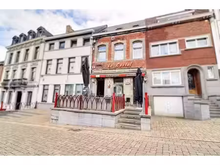 immeuble mixte avec 2 appartements