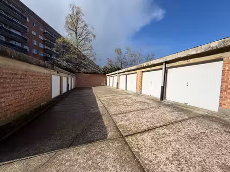 garage à vendre à koekelberg - boulevard louis mettewie