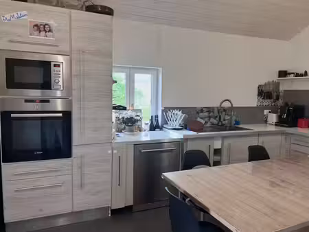 maison avec terrasse et jardin
