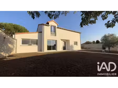 pavillon à neuville-de-poitou (86170)