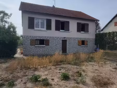 maison à paray-le-frésil (03230)