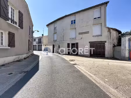 maison st varent