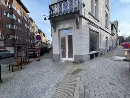 commerce - angle - belle vitrine