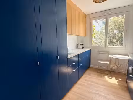t2 meublé entièrement rénové de 45 m²