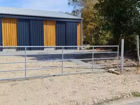 entrepôt 150m2
