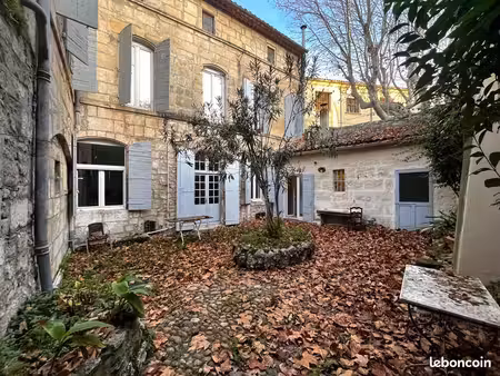 appartement 3 pièces 80 m²