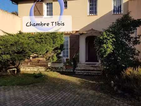 t1bis meublé 35 m2 550 tout compris