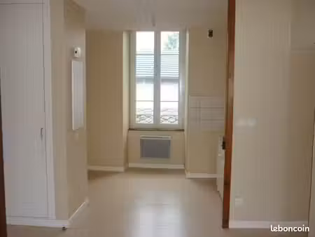 appartement t2 - st mamet la salvetat