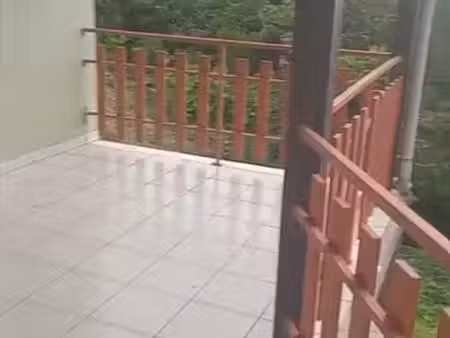 f2