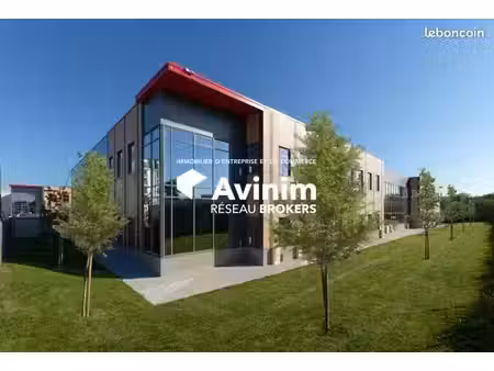 local 472 m² le blanc-mesnil