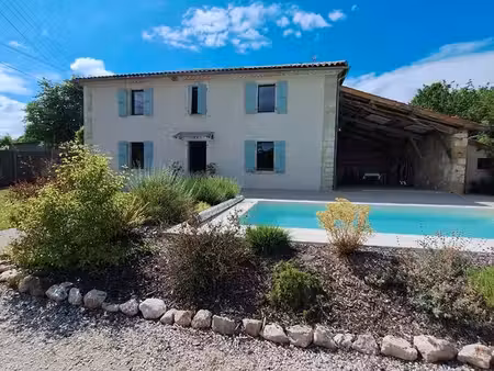 maison meublée 4 chambres proche centre auch avec piscine