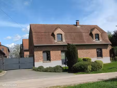 fermette en campagne d'estaires