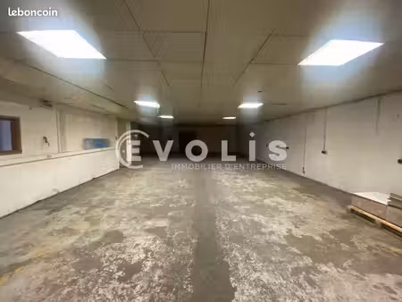 local bureaux 450 m²