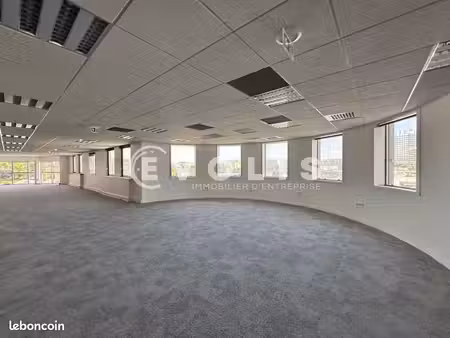 bureaux 508 m²