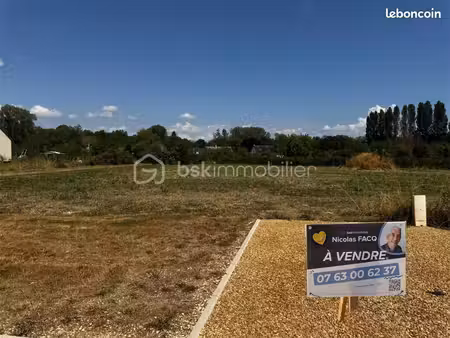 terrain 1 009 m² vinon