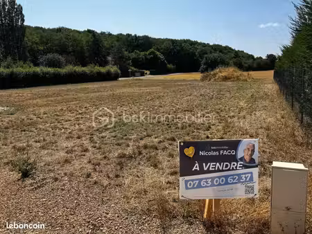 terrain 1 170 m² vinon