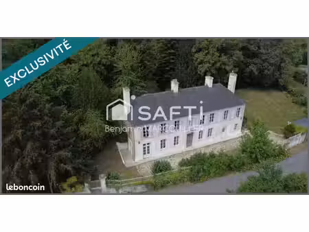 maison 9 pièces 255 m²