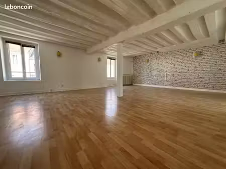 appartement 3 pièces 67 m²