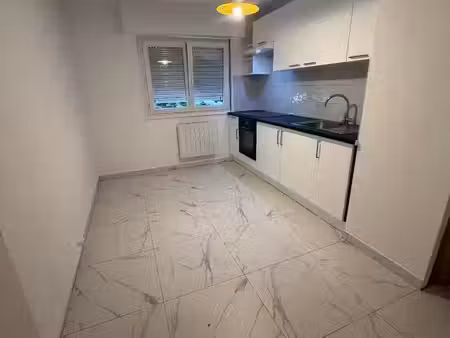 appartement à louer 2 pièces 48.2 m² - souffelweyersheim (67) - 735€