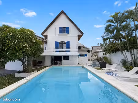 villa de 185 m2 proche du lagon - saline les bains