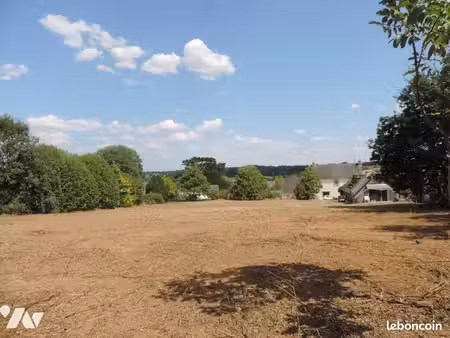 terrain 3220 m² lohuec