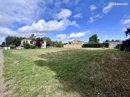 terrain 1300 m² bergerac
