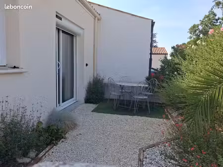 studio meublé