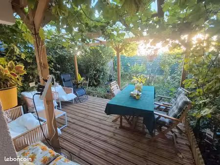 studio meublé indépendant 12 m² avec jardin – 600 charges comprises