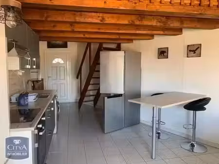appartement à louer 1 pièce 42.12 m² - istres (13) - 606€