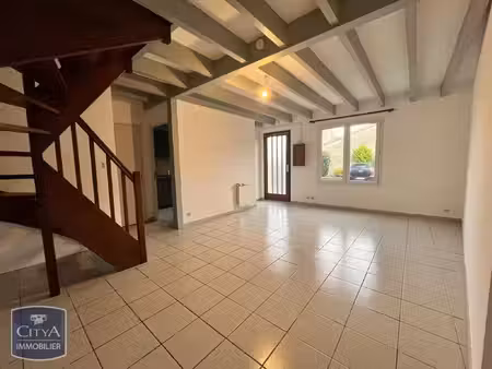 maison à louer 4 pièces 70.04 m² - neuville-de-poitou (86) - 721€