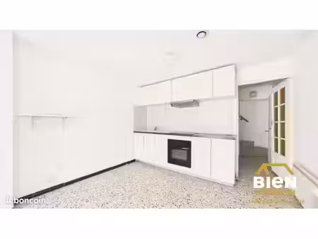 immeuble 142 m² garons